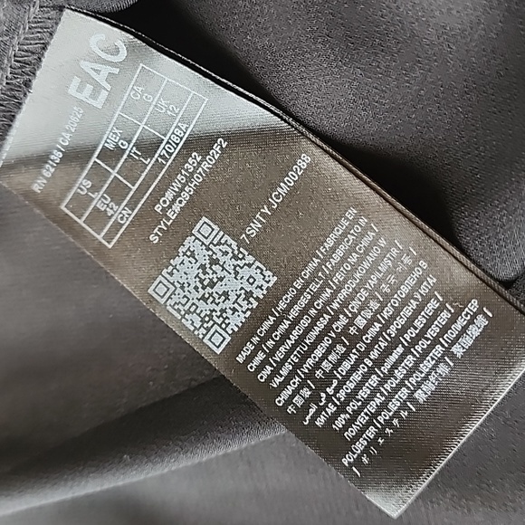 Guess brand women's sheer blouse - Picture 7 of 9